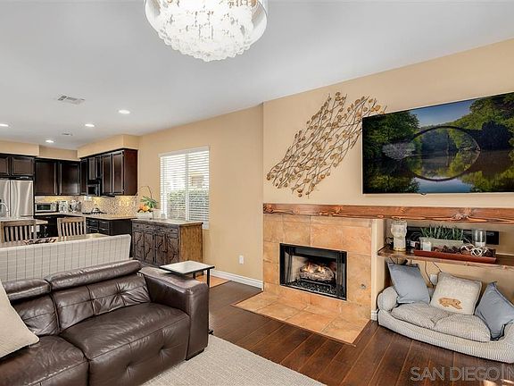 3rd image of 12407 Mesa Vista Pl