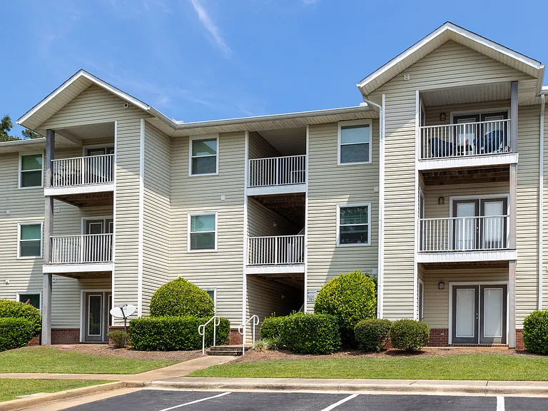 Riverwood Apartments — Photo 28