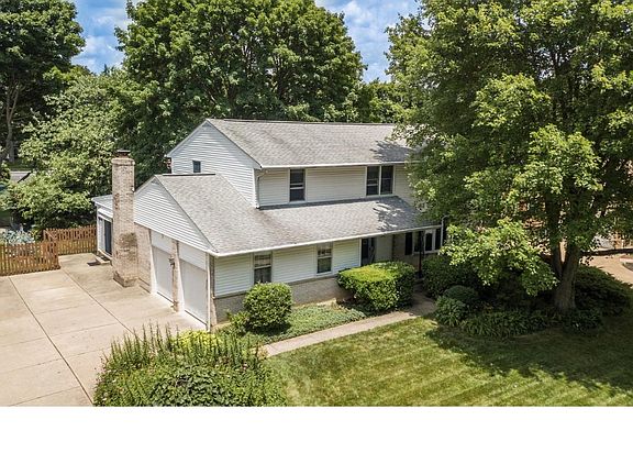 3rd image of 2510 Kingman Dr