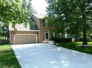 1505 Bridlewood Ln, Raymore, MO 64083