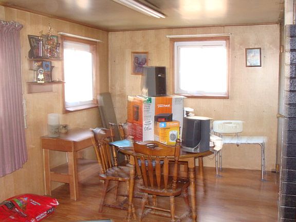 2nd image of 131 Cammellia Ln