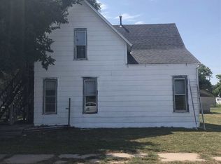 405 E 6th St, Curtis, NE 69025