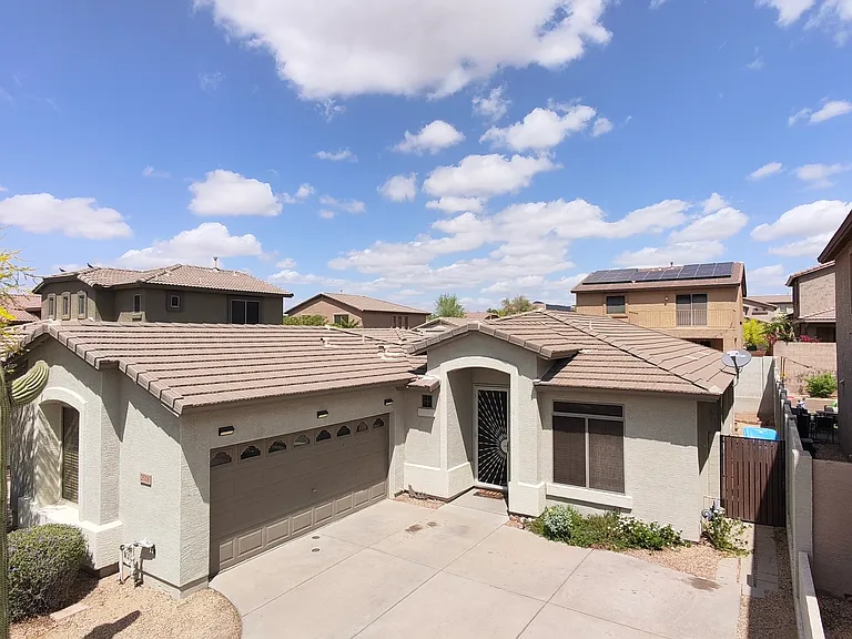 2518 W Florentine Rd — Photo 3