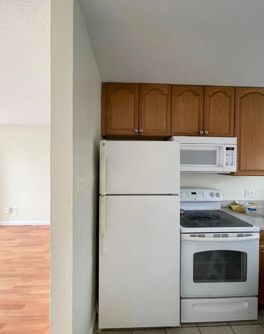 2 bed, $2,300 — Photo 4