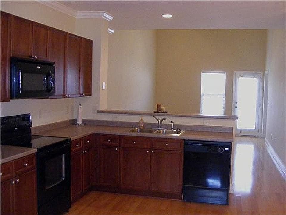 2nd image of 2636 Nashboro Blvd