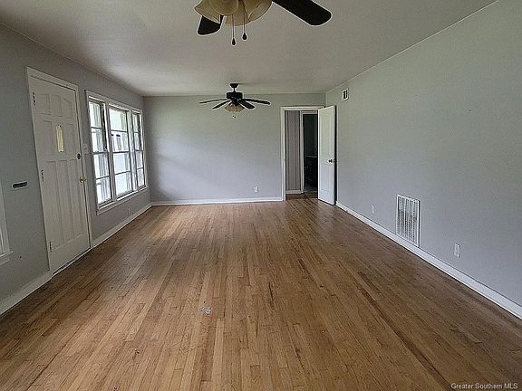 3rd image of 2032 11th St