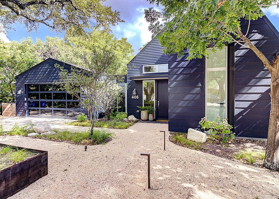 2nd image of 406 S Park Dr