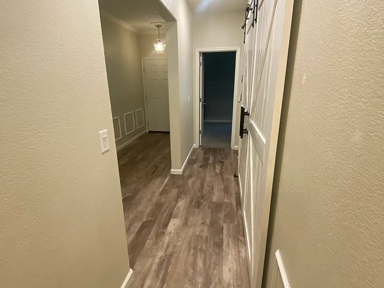 2995 Stable Dr — Photo 18