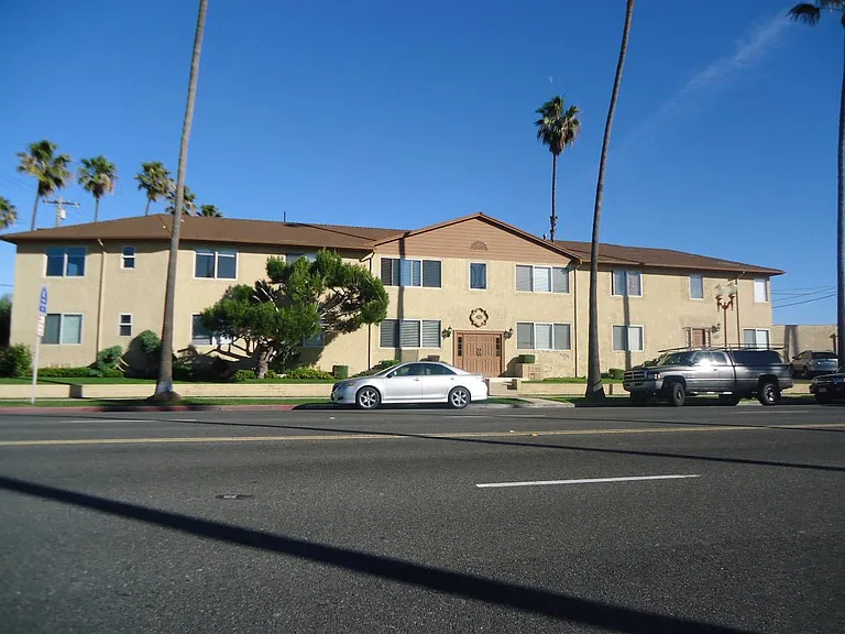 804 S Catalina Ave #4 — Photo 2