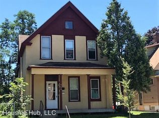966 3rd St E, Saint Paul, MN 55106