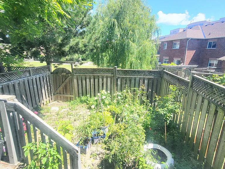 435 Middlefield Rd #12 — Photo 9