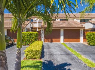 2747 NE 14th St, Fort Lauderdale, FL 33304