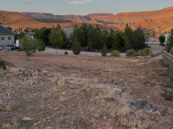 1145 S Mulberry Dr, Toquerville, UT 84774