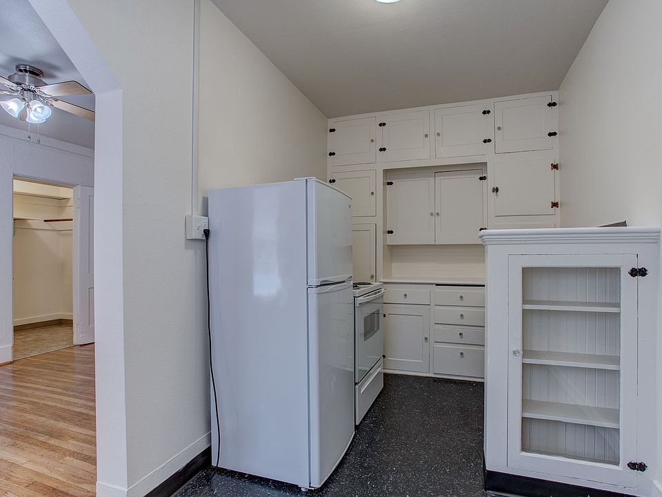 1st image of 2166 NW Irving St #968-205