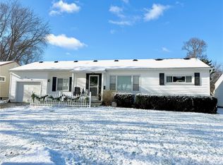 233 Hildegarde Rd, Rochester, NY 14626