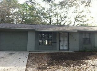 3715 Patina Dr, Tampa, FL 33619