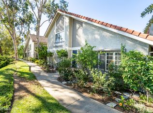 942 Thistlegate Rd, Oak Park, CA 91377