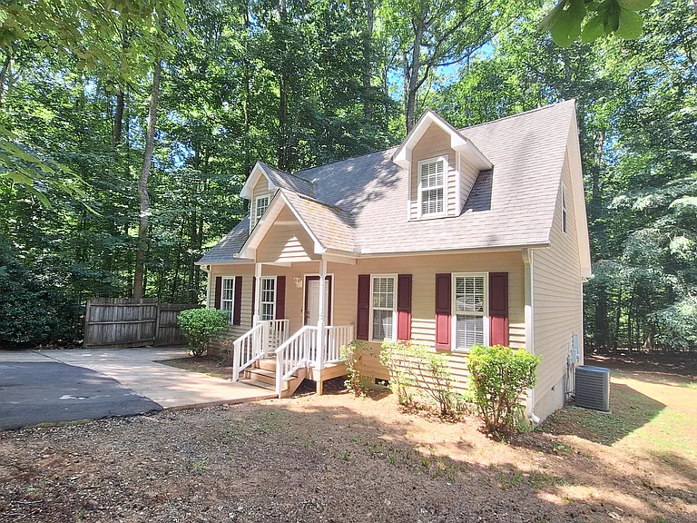 2811 Sparger Rd — Photo 3