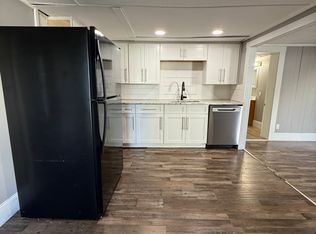 8 Beacon St #A, Somersworth, NH 03878