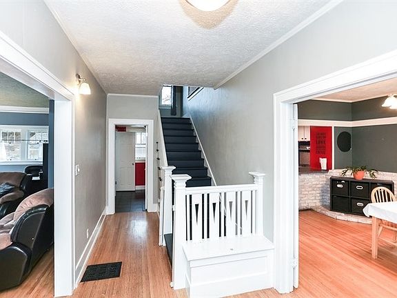 3rd image of 601 Maxwell St