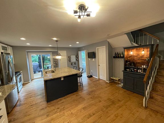 3rd image of 20469 Sunbright Ln