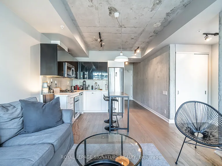 39 Brant St #603 — Photo 18