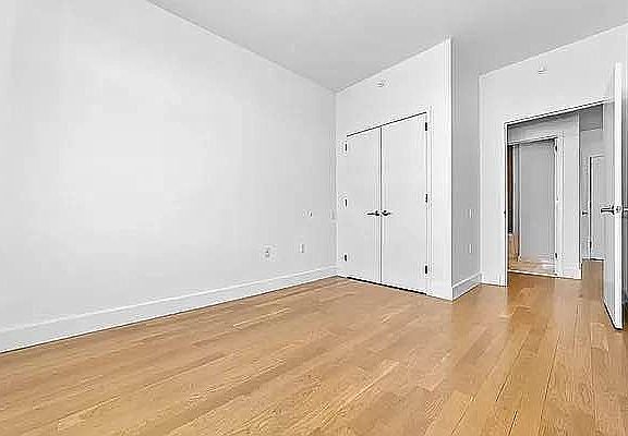 4th image of 806 Bergen St #2R