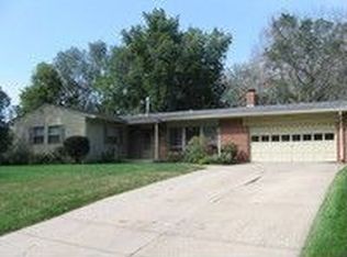 4561 Meadow Ln, Sioux City, IA 51104