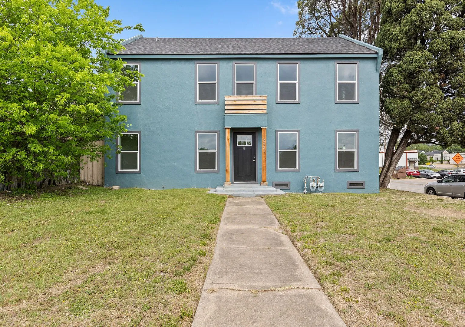 2401 Columbus Avenue — Photo 1