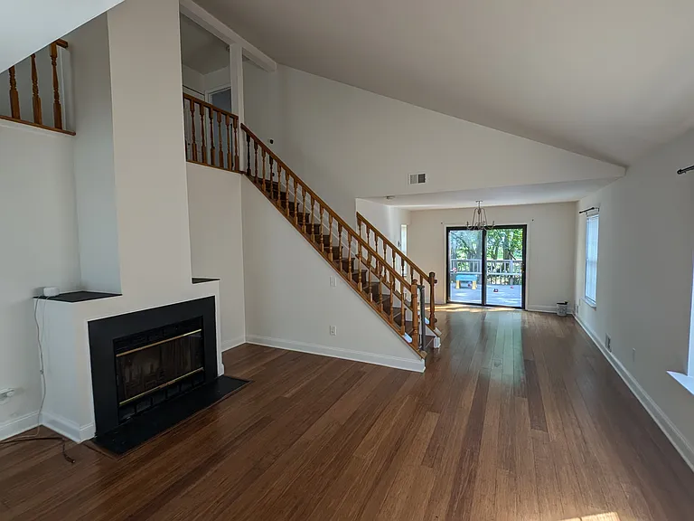 20 Carmel Way — Photo 2