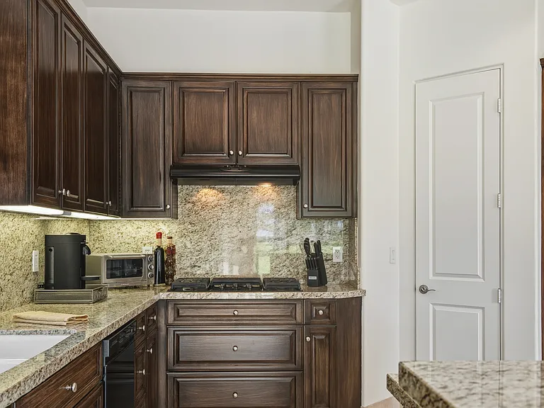 45737 Club Dr — Photo 38