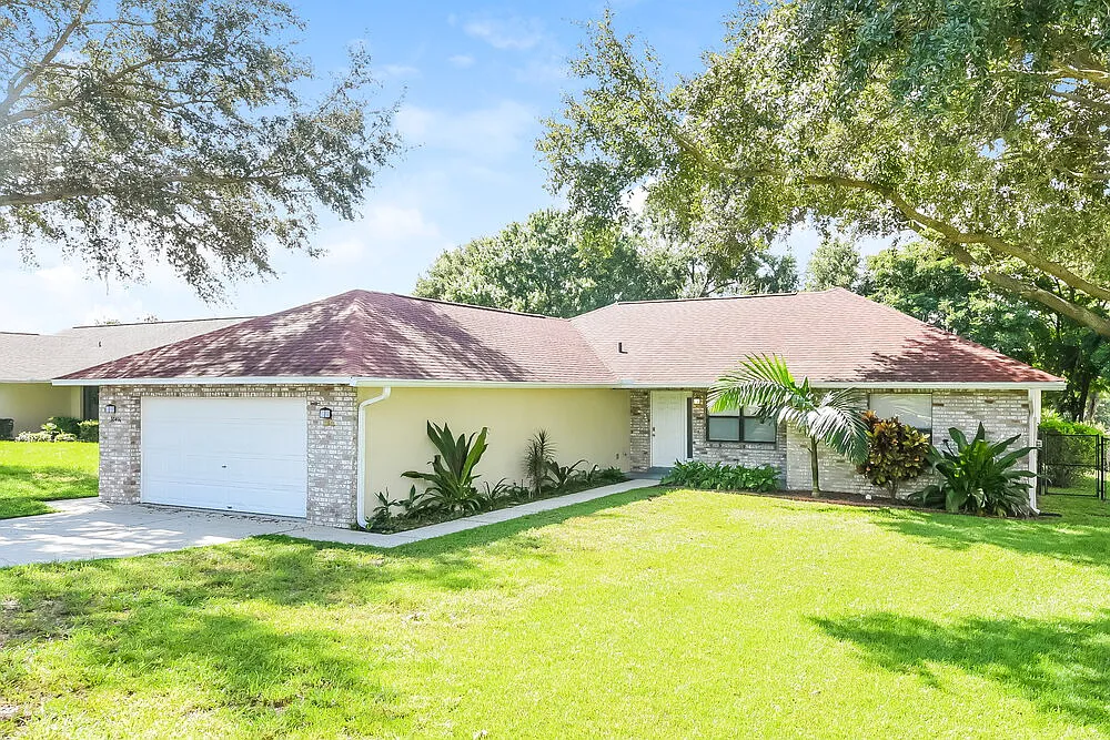 3 bed, 2.0 bath, 1866 sqft, $3,760 — Photo 3