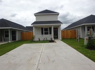 9900 Opal Stone Way, Conroe, TX 77306