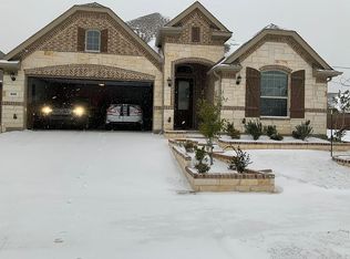 605 Bridgewater St, Euless, TX 76039