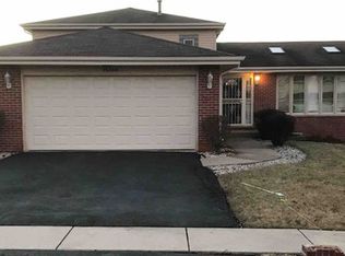 18049 Ravisloe Ter, Country Club Hills, IL 60478