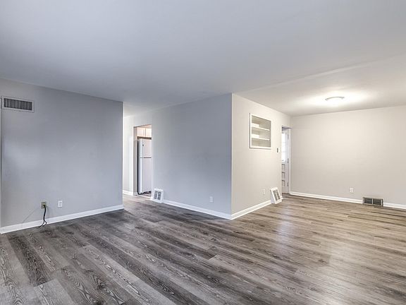 2nd image of 1100 Forestwood Dr