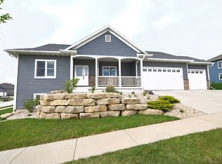 8106 Flagstone Dr, Madison, WI 53719