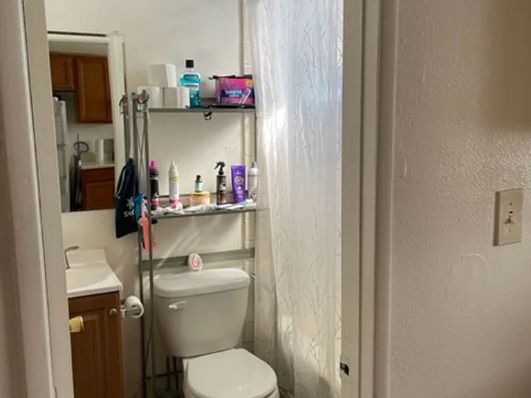 792 Termino Ave #B — Photo 20
