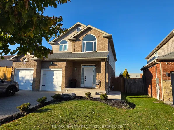 8383 Heikoop Cres, Niagara Falls, ON L2H 3J7
