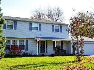 33 Solmar Dr, Rochester, NY 14624