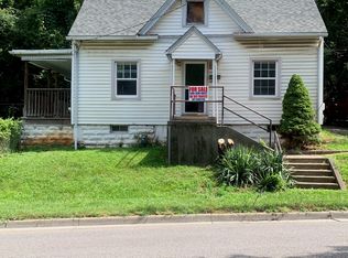 314 E Virginia Ave, Vinton, VA 24179
