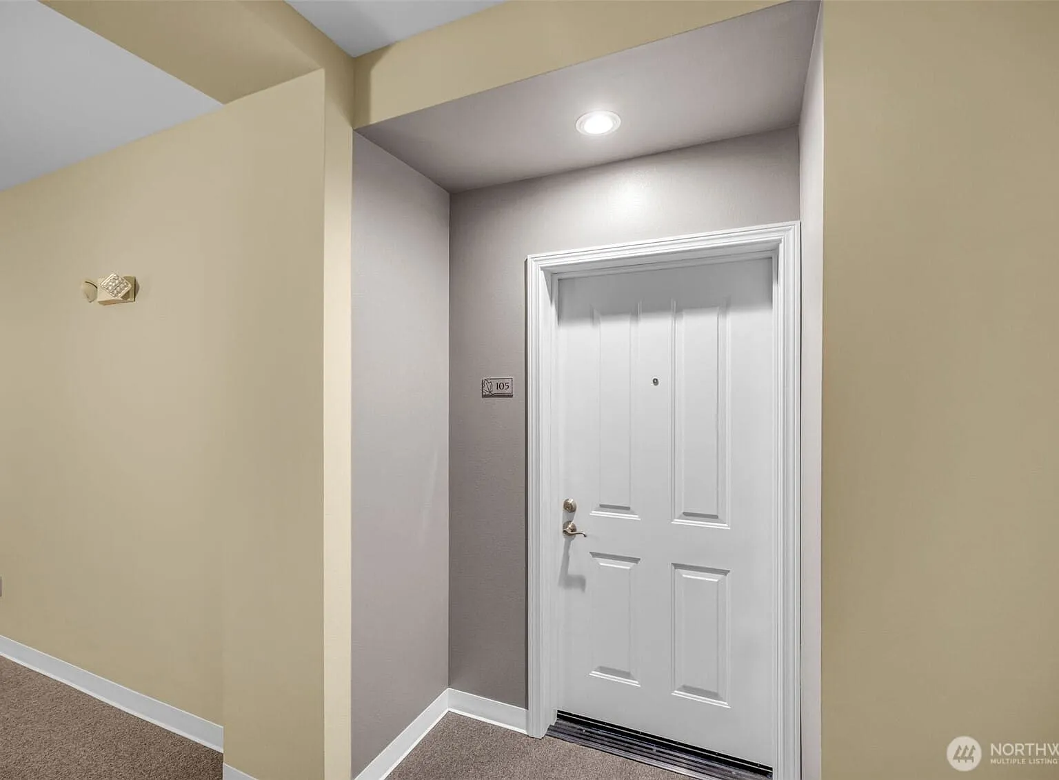 2 bed, 1.0 bath, 1006 sqft, $2,500 — Photo 3