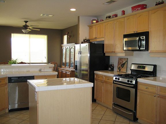 4th image of 83784 Ozark Dr