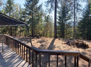 500 Daryl Ln, Eagle Point, OR 97524