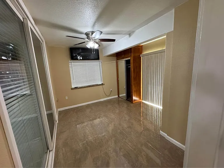 2323 Tegea Ln — Photo 17