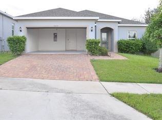 9809 Late Way, Groveland, FL 34736