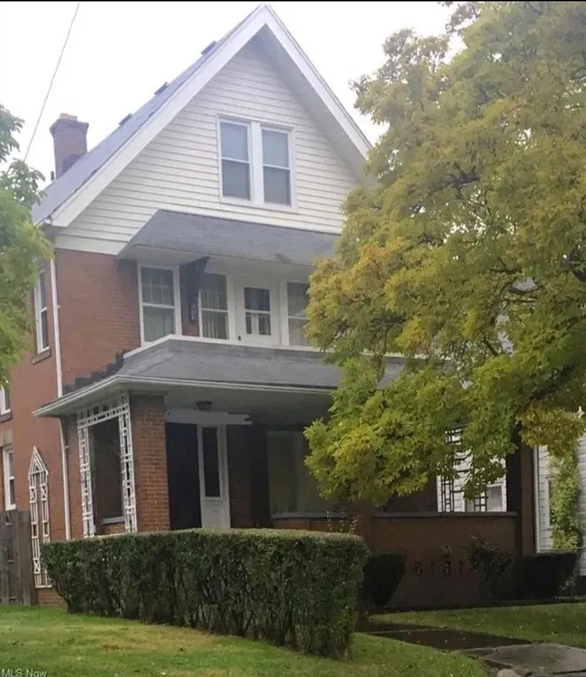 Mannering Rd, Cleveland — Photo 1