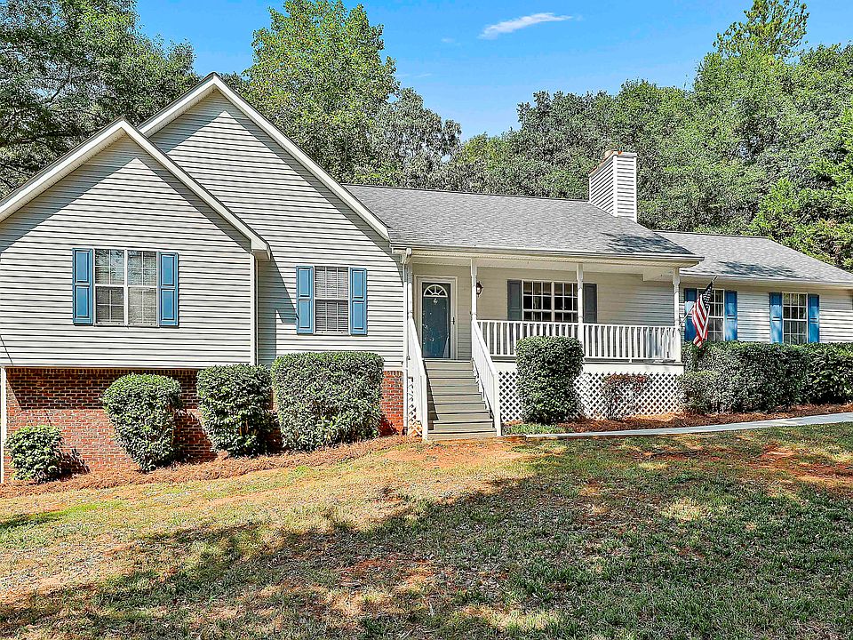 1st image of 761 Country Lake Ct