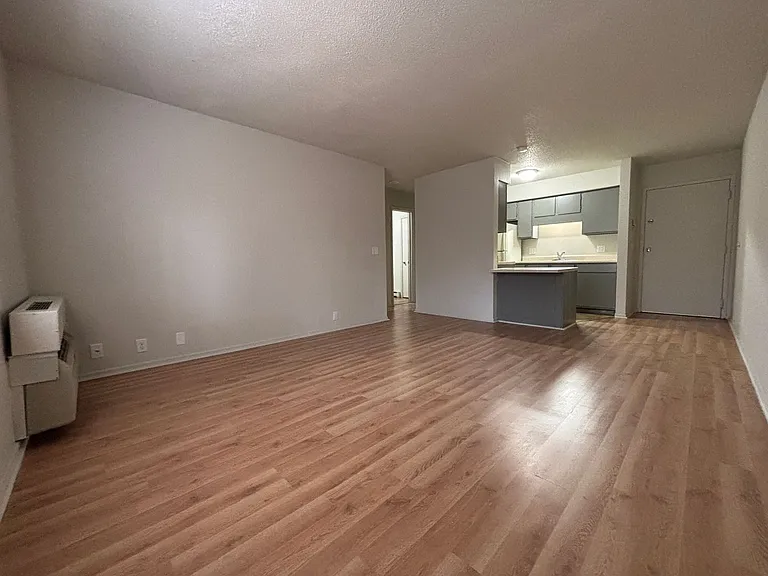 Brookside Apartments — Photo 18