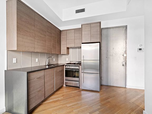 4th image of 1192 Bedford Ave APT 2-A